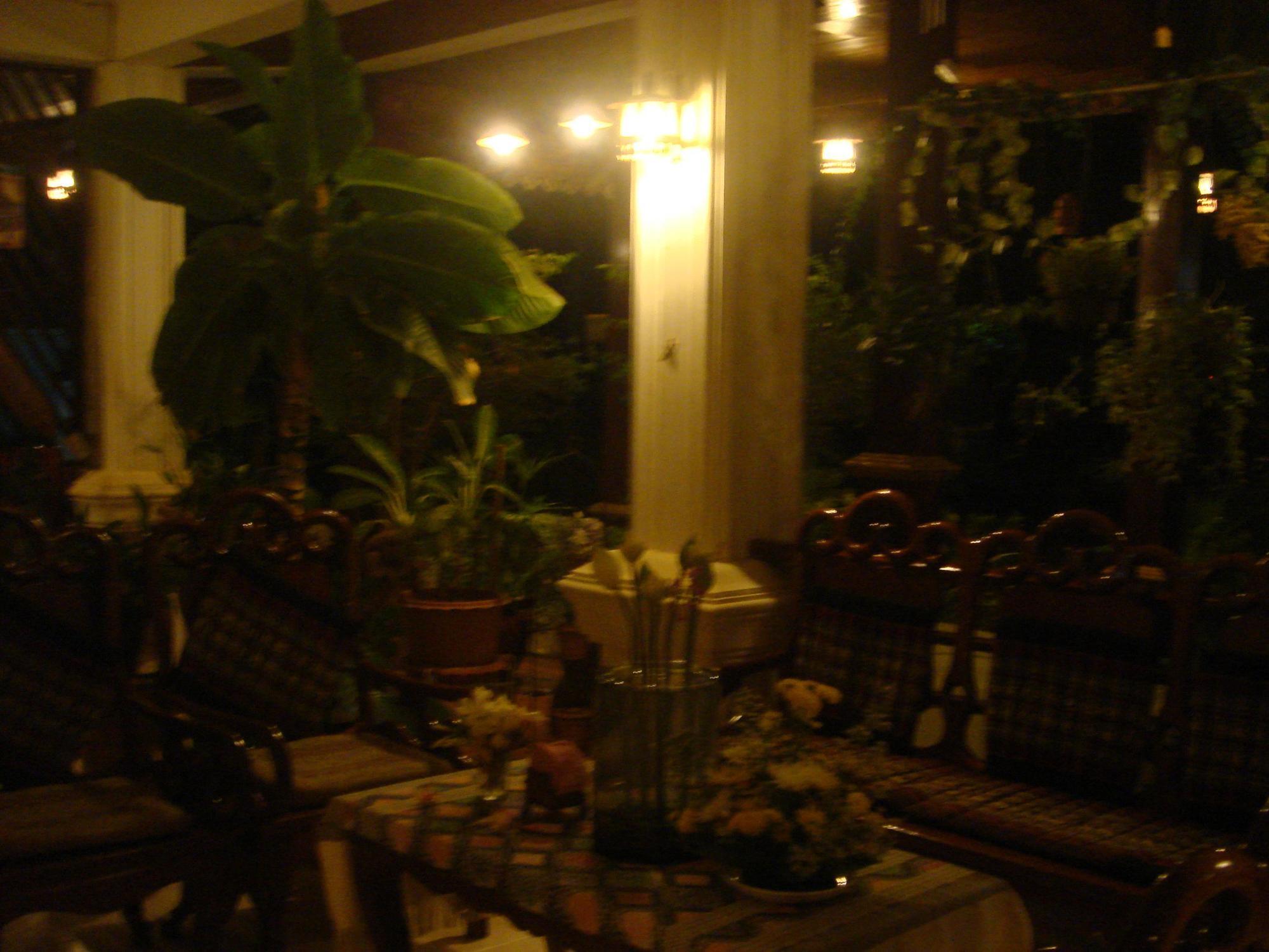 Champasak Palace Hotel Pakse Exterior photo
