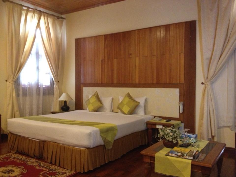 Champasak Palace Hotel Pakse Exterior photo